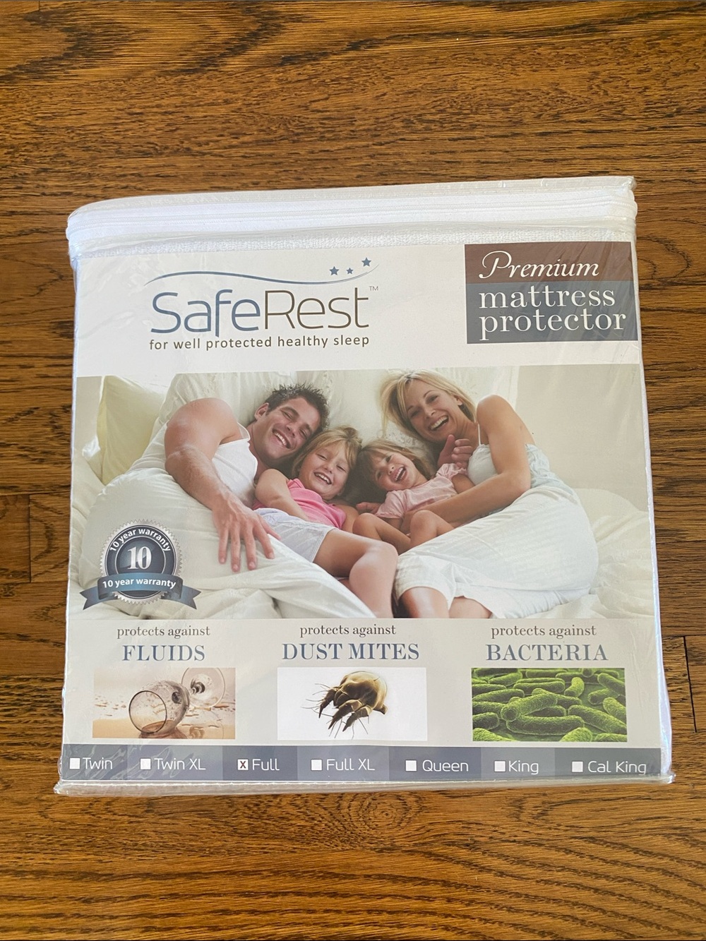 NEW SafeRest Premium White Mattress Protector, Hypoallergenic, Full Size